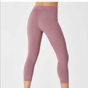 Fabletics purple-lavender-rouge color/ goodused